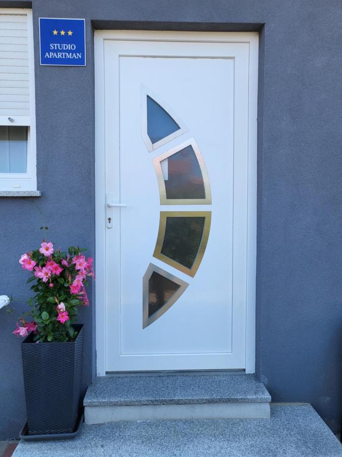 Vigo Apartman Пула Экстерьер фото