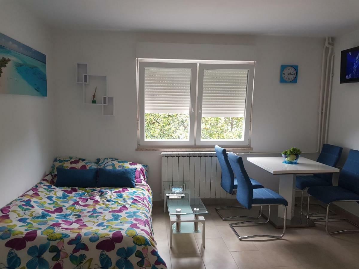 Vigo Apartman Пула Экстерьер фото